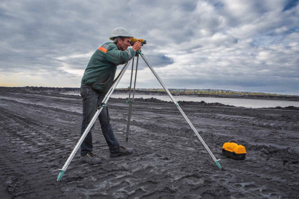 Servicios de Topografía · Topógrafos Servicios Topográficos y Geomáticos Alcázar de San Juan